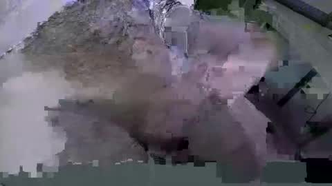 Snapshot of gab2727 chatting on 02/07/25, 08:01 gab2727 online show from 02/07/25, 08:01