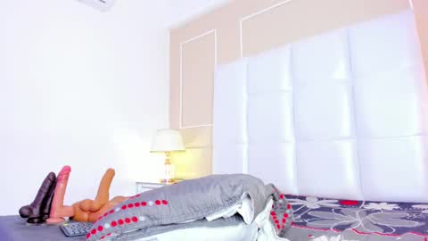 Gabie online show from 02/26/25, 06:00