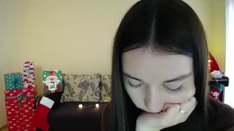 Jaklin online show from 12/17/24, 10:01