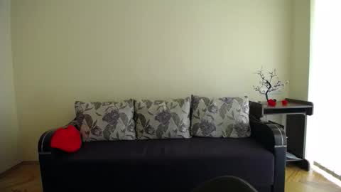 Jaklin online show from 09/18/25, 09:44