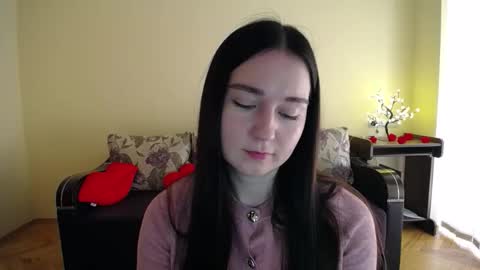 Snapshot of gabby_di chatting on 05/05/26, 09:06 Jaklin online show from 05/05/26, 09:06