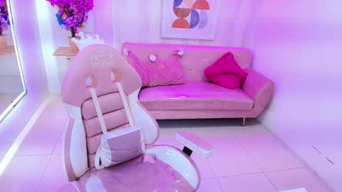 gabby_evanns online show from 10/20/25, 12:05