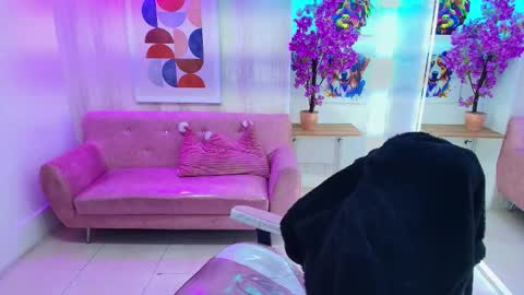 gabby_evanns online show from 12/20/25, 12:01