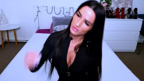 GabiCarter online show from 02/04/26, 07:25