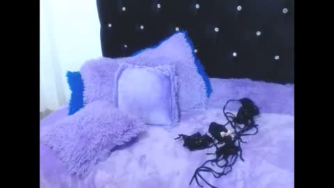 Snapshot of gabi_jhons_23 chatting on 11/05/25, 10:15 gabi_jhons_23 online show from 11/05/25, 10:15