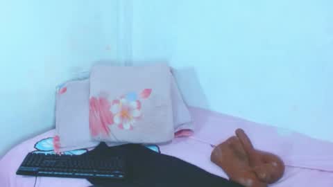 gabi_jhons_23 online show from 04/21/26, 09:04