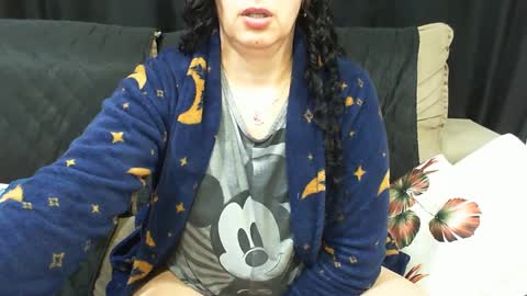 gaby  layla online show from 09/12/25, 09:37