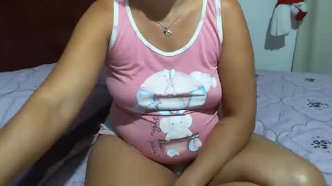 gaby  layla online show from 04/19/26, 08:22