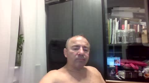Snapshot of gabriel9_2003 chatting on 07/16/26, 07:20 gabriel9_2003 online show from 07/16/26, 07:20