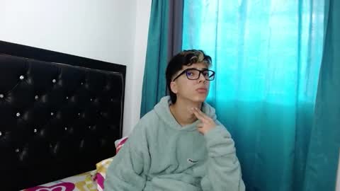 gabriel_x18 online show from 03/05/26, 09:22