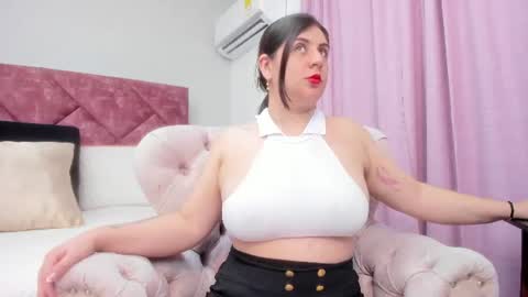 Snapshot of gabriela_1x chatting on 07/17/26, 12:34 Gabriela. online show from 07/17/26, 12:34