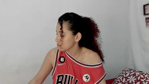 Gabi online show from 02/03/25, 05:18