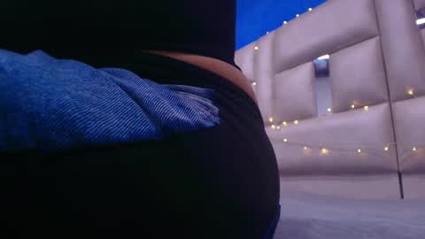 Snapshot of gabriela_leone chatting on 12/29/24, 07:11 gabriela online show from 12/29/24, 07:11