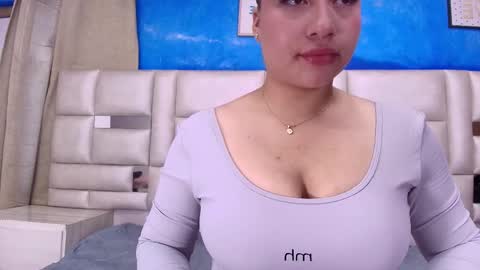 Snapshot of gabriela_leone chatting on 02/14/25, 07:12 gabriela online show from 02/14/25, 07:12