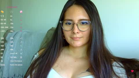 Snapshot of gabriela_miller_2 chatting on 12/14/24, 10:50 Gabriela Miller online show from 12/14/24, 10:50