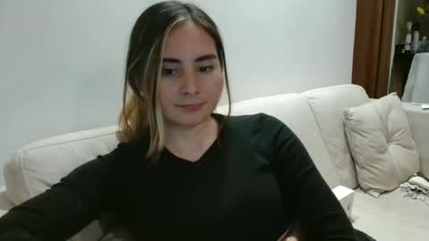 Snapshot of gabriela_miller_2 chatting on 10/22/25, 11:37 Gabriela Miller online show from 10/22/25, 11:37