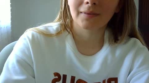 Gabriela Miller online show from 11/14/25, 05:11