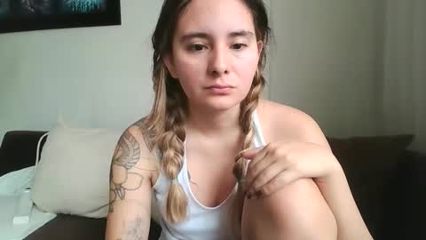 Snapshot of gabriela_miller_2 chatting on 06/04/26, 03:29 Gabriela Miller online show from 06/04/26, 03:29