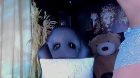 Gabriela Montes online show from 02/17/25, 06:09