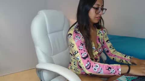 .  online show from 02/11/25, 04:11