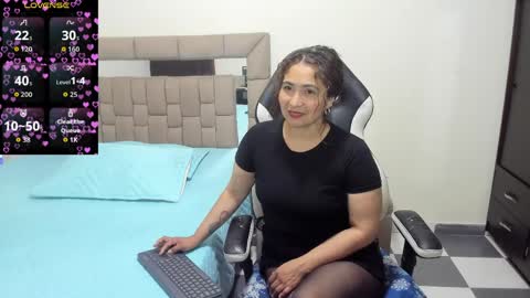 Snapshot of gabriela_ponce chatting on 05/07/26, 01:49 gabriela ponce online show from 05/07/26, 01:49