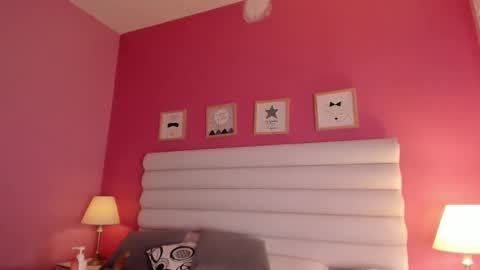 Gabriela salgado online show from 02/25/25, 01:50