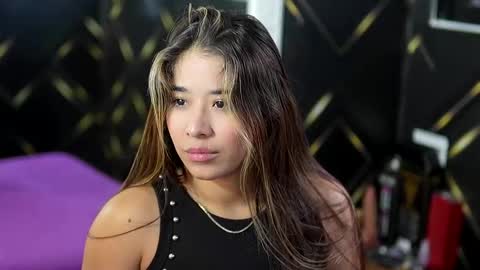 Gabriela salgado online show from 10/17/25, 10:51