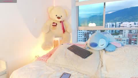   online show from 04/16/26, 10:56