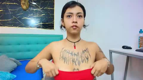 GABRIELA online show from 11/05/25, 01:00