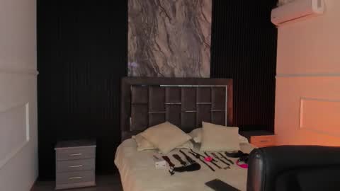 Gabriela Kassi online show from 02/22/26, 08:24