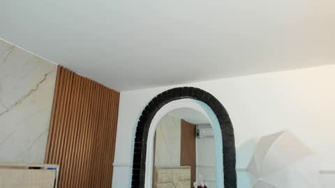 Gabriela Kassi online show from 04/17/26, 09:12