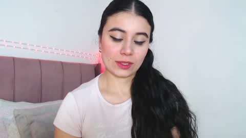 Snapshot of gabrielarossa chatting on 06/27/26, 02:01 GabrielaRossa online show from 06/27/26, 02:01