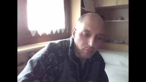 Gabriele online show from 10/22/25, 01:11