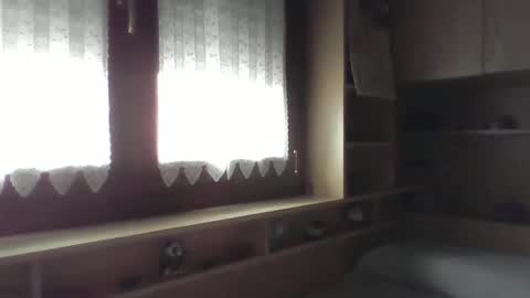 Gabriele online show from 11/19/25, 02:06