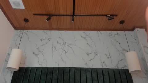 gabriell_ramirez_ online show from 02/04/25, 09:38