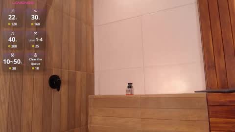 gabriell_ramirez_ online show from 02/21/25, 05:35