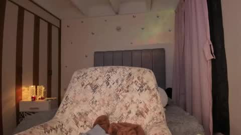 Gaby online show from 12/23/25, 12:19