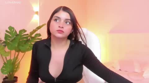 Gabriella online show from 09/08/25, 08:41