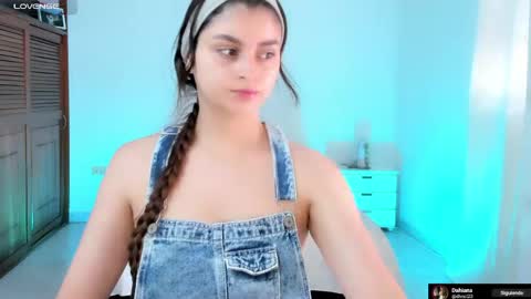 Snapshot of gabriellahoney18 chatting on 05/20/26, 03:29 Gabriella online show from 05/20/26, 03:29