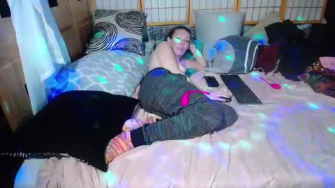 Snapshot of gabriellamorgan chatting on 12/12/24, 03:43 gabriellamorgan online show from 12/12/24, 03:43