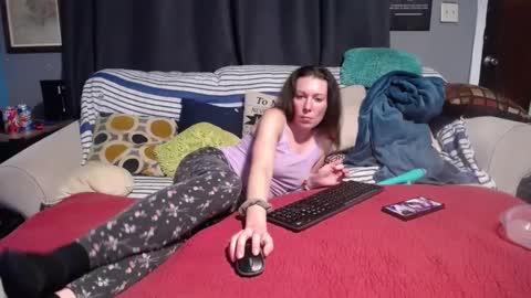 Snapshot of gabriellamorgan chatting on 12/16/24, 02:15 gabriellamorgan online show from 12/16/24, 02:15