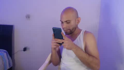 Gabriel online show from 12/31/24, 06:57