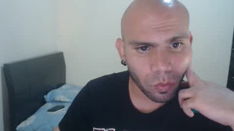 Snapshot of gabrielle_ramirez chatting on 05/18/26, 03:57 Gabriel online show from 05/18/26, 03:57