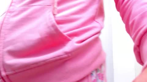 gabrielyabigail online show from 12/19/25, 02:57