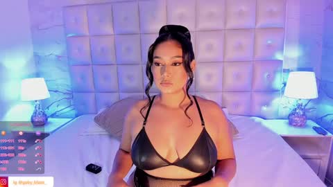 Snapshot of gaby_blaze chatting on 12/07/24, 06:26 Gaby Blaze online show from 12/07/24, 06:26