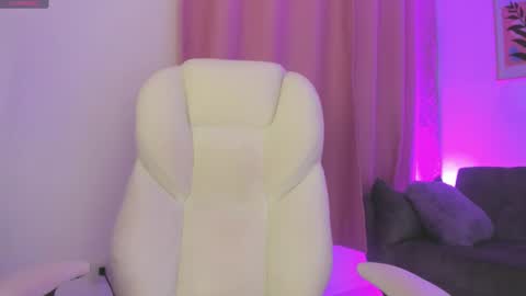 gaby online show from 03/19/26, 01:26