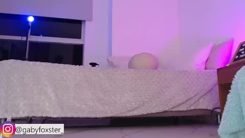 gaby foxster online show from 03/25/26, 01:00