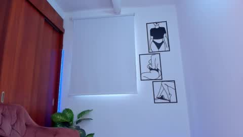    online show from 09/10/25, 08:20