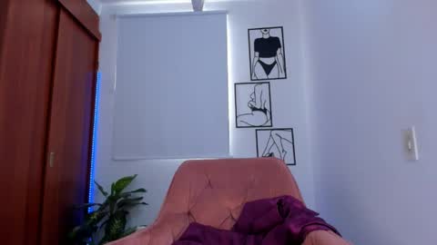    online show from 04/30/26, 08:57