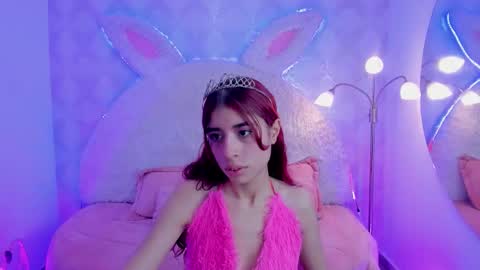 Snapshot of gaby_louse chatting on 10/09/25, 05:00 Gaby online show from 10/09/25, 05:00